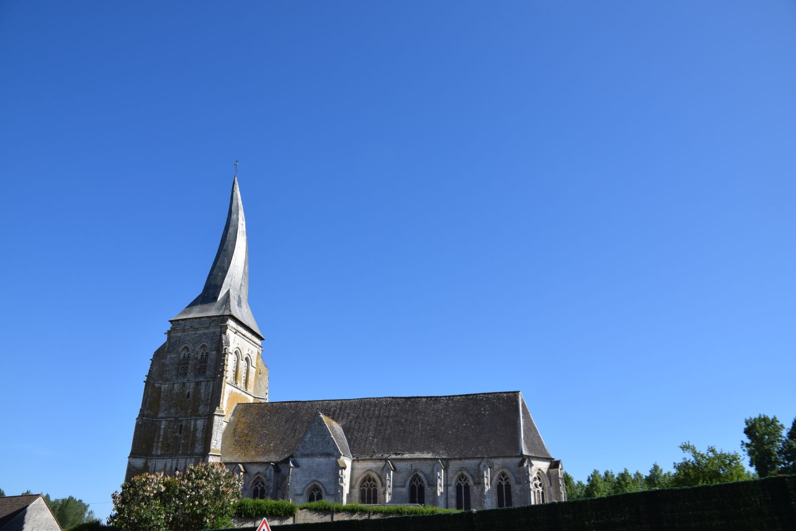 Le Clocher Tordu